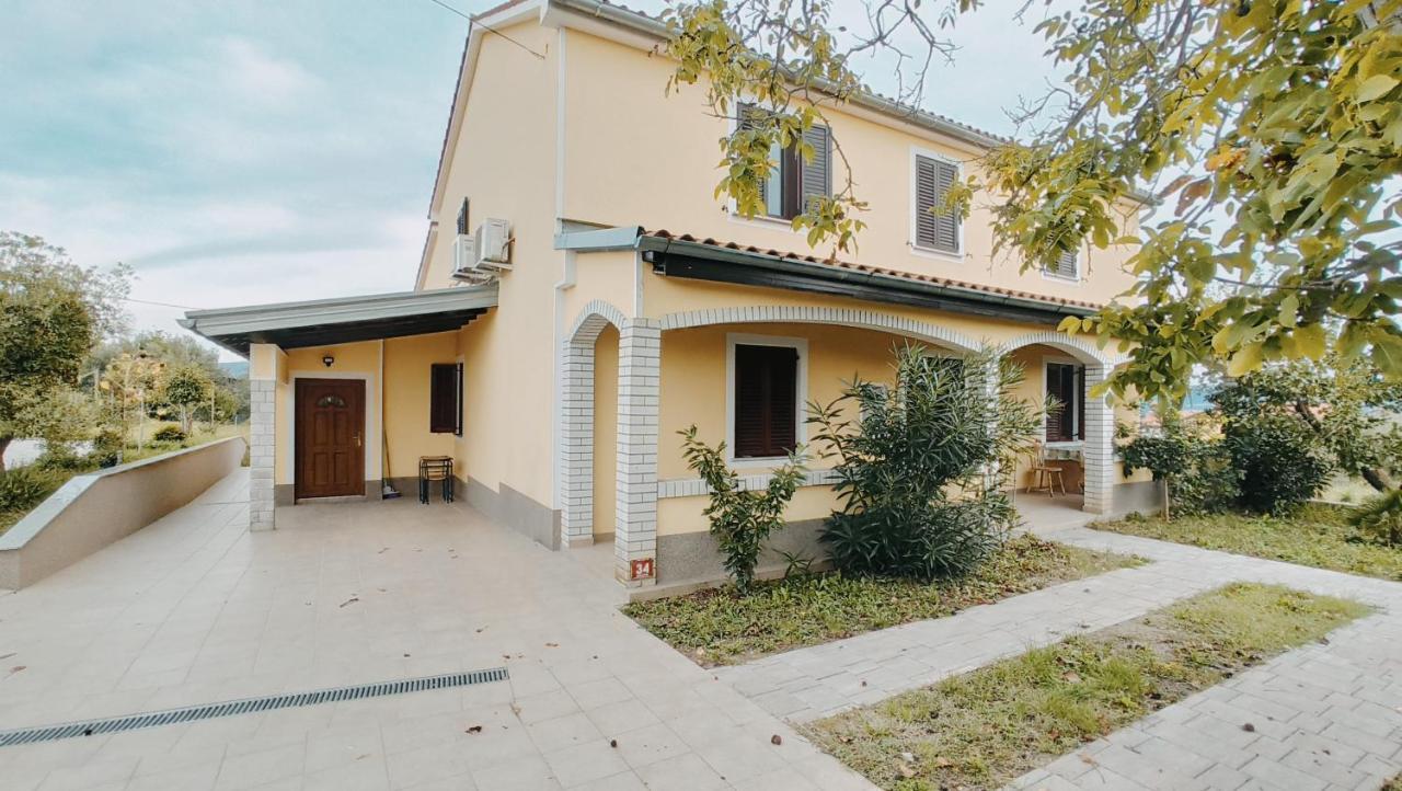 Apartma Montemoro Apartment Ankaran Exterior foto